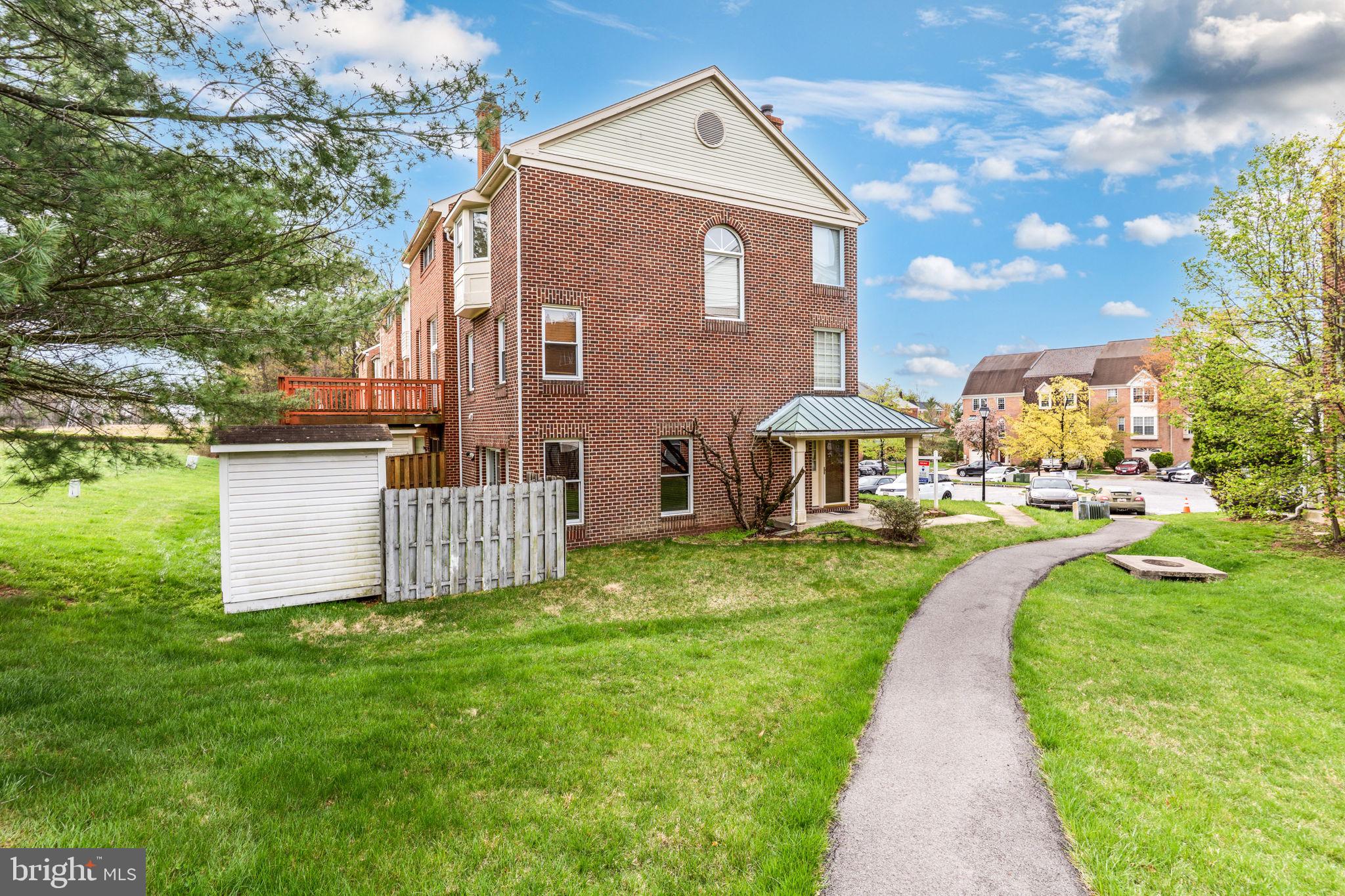 9212 Oregold Court Laurel, MD 20708 - Photo 6 of 44 Gallery Image 6