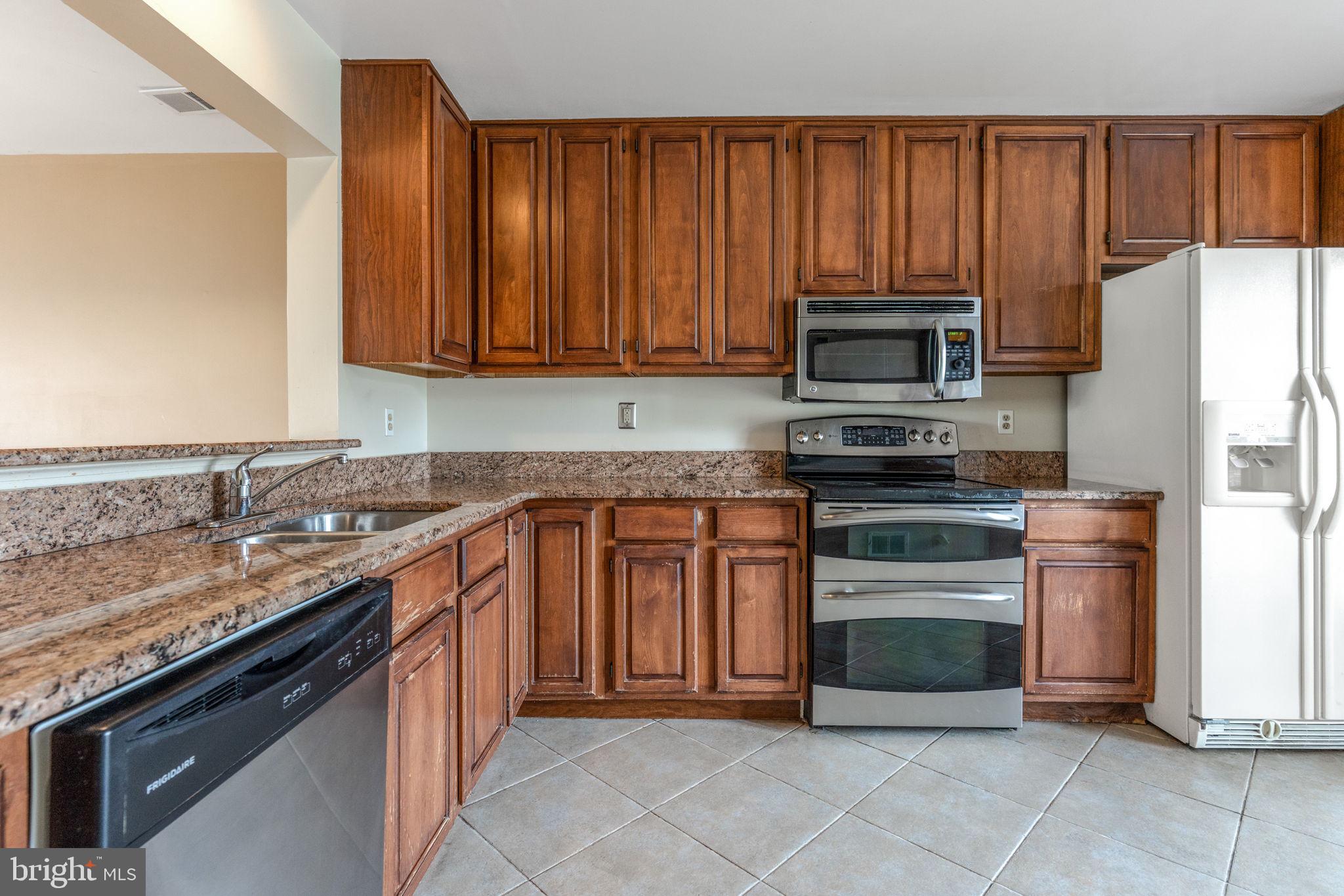 9212 Oregold Court Laurel, MD 20708 - Photo 9 of 44 Gallery Image 9