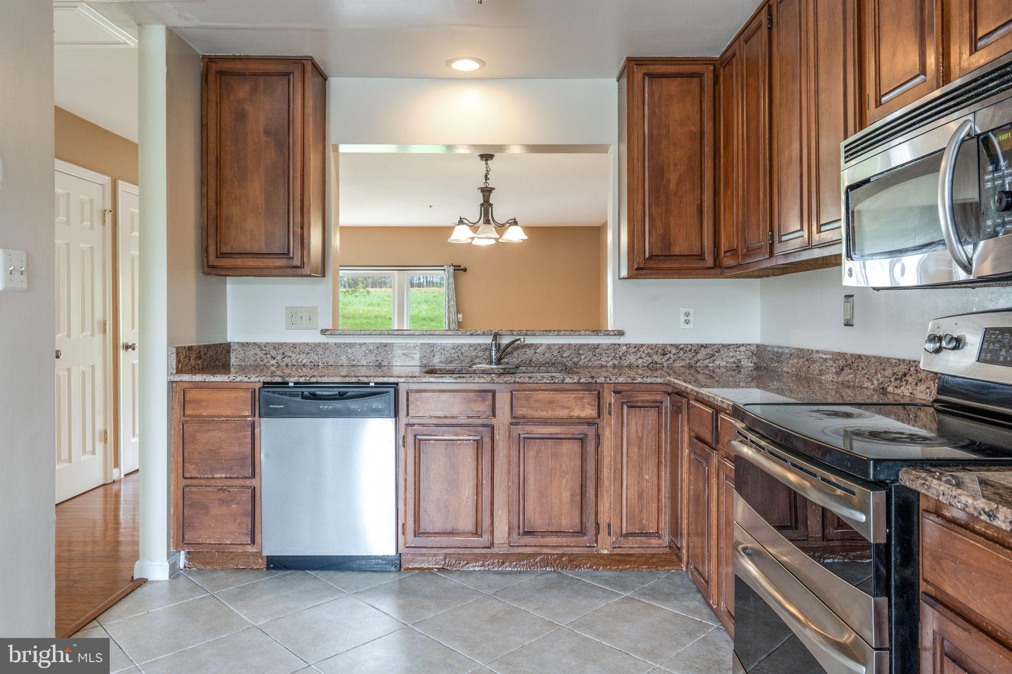 9212 Oregold Court Laurel, MD 20708 - Photo 10 of 44 Gallery Image 10
