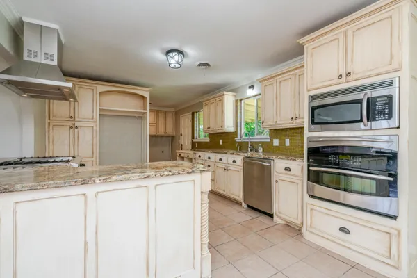 $305,000 | 216 Antoine Lane, Amarillo, TX 79119