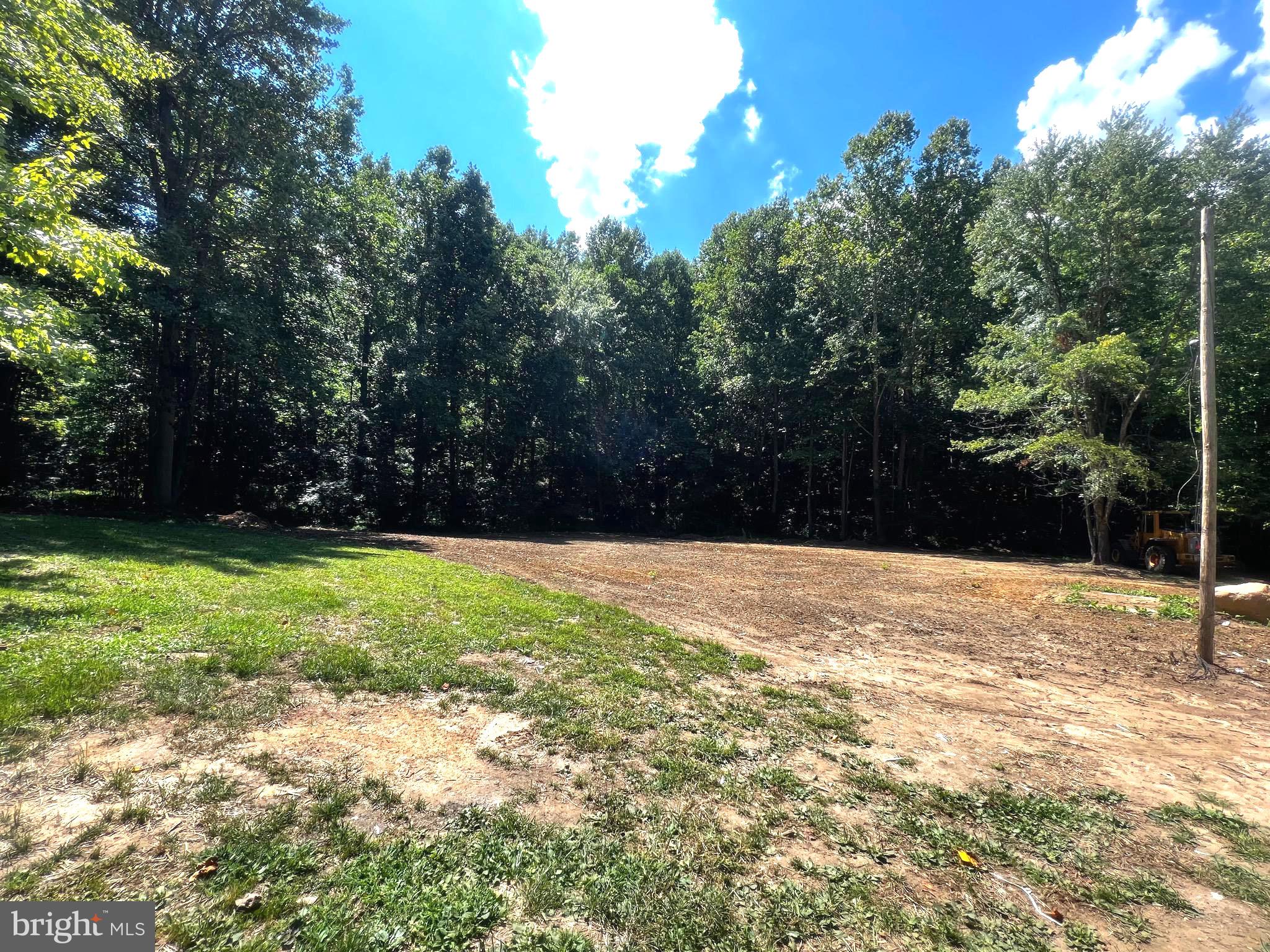1264 Poor House Road Front Royal, VA 22630 - Photo 3 of 26 Front Yard
