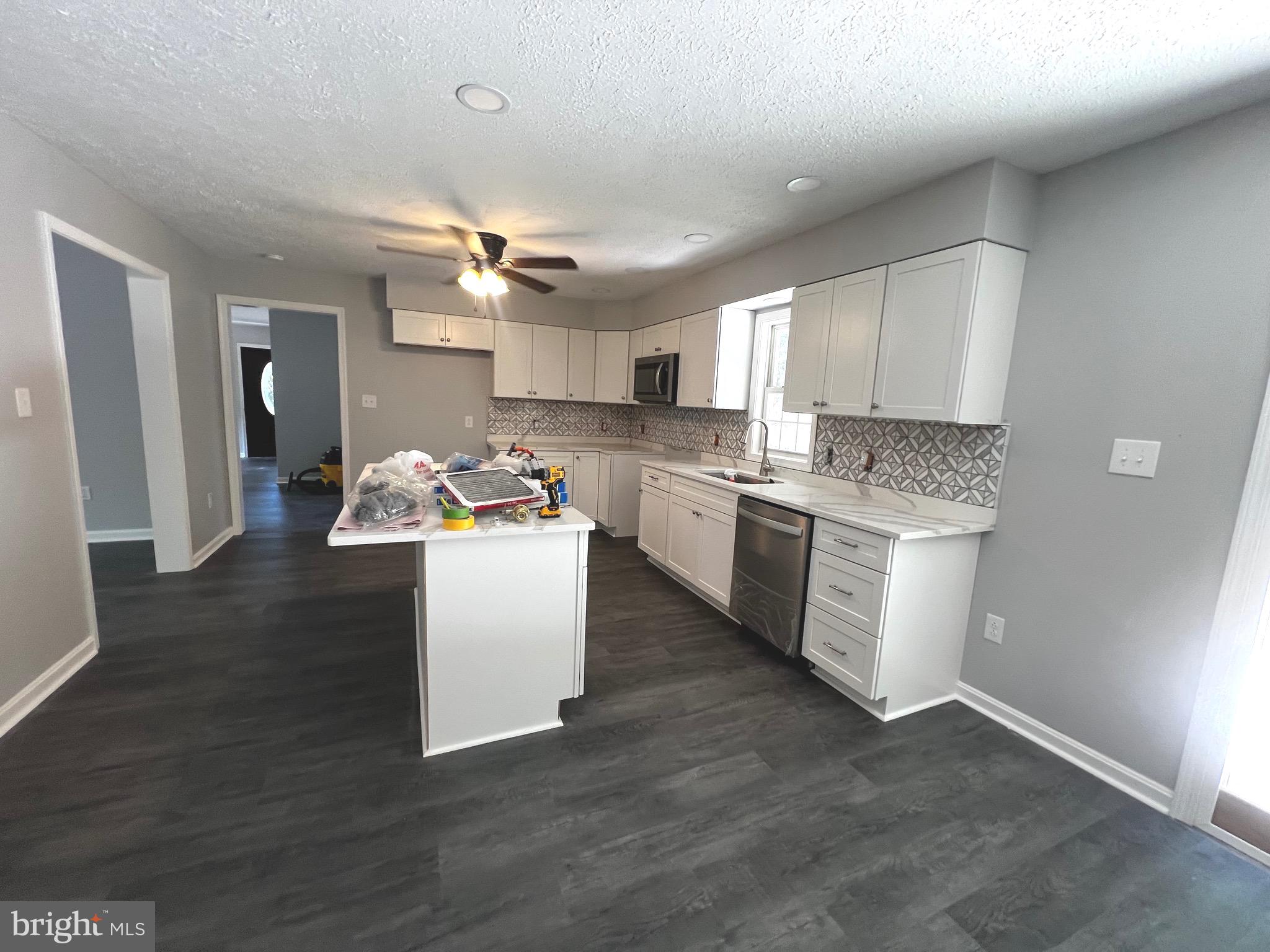 1264 Poor House Road Front Royal, VA 22630 - Photo 5 of 26 Gallery Image 5