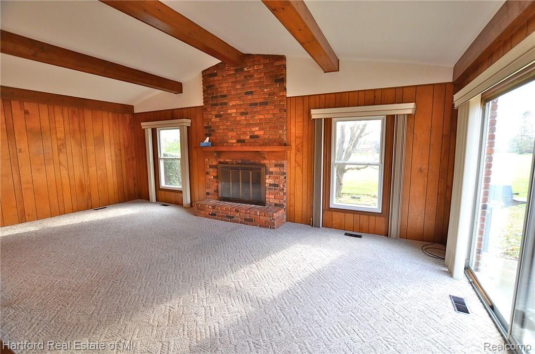 36257 Congress Road Farmington, MI 48335 - Photo 8 of 19 DSC_1104.JPG