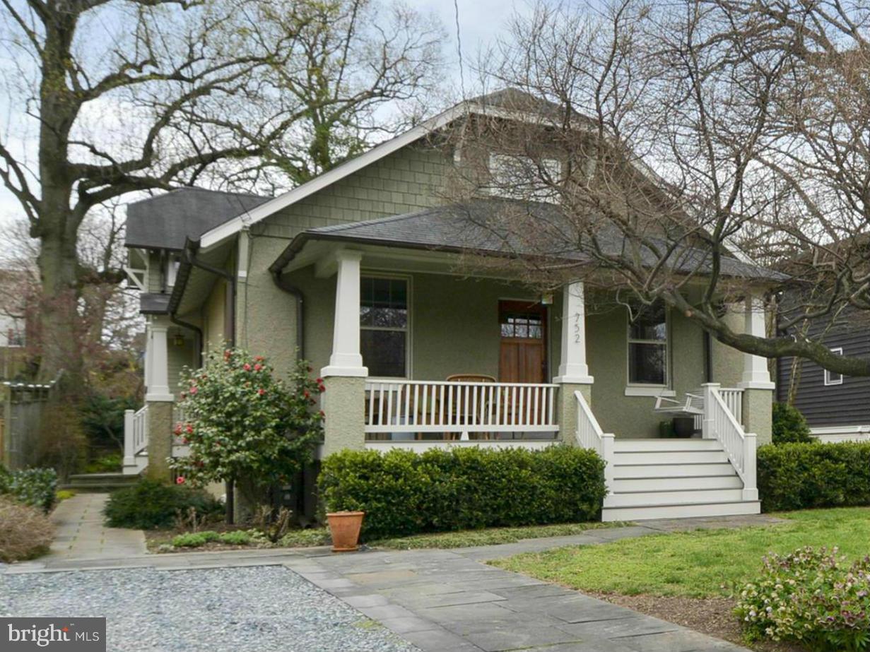 752 Silver Spring Avenue Silver Spring, MD 20910 - Photo 1 of 1 Exterior (Front)