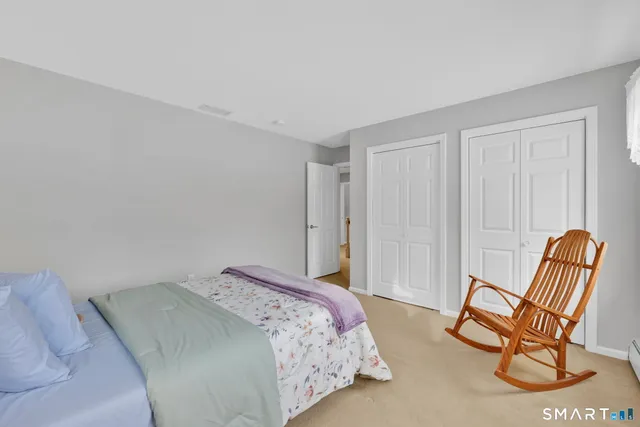 $495,000 | 14 Bridle Path, East Windsor, CT 06016