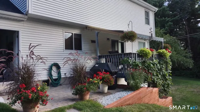 $495,000 | 14 Bridle Path, East Windsor, CT 06016