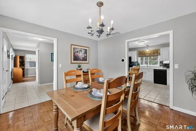 $495,000 | 14 Bridle Path, East Windsor, CT 06016