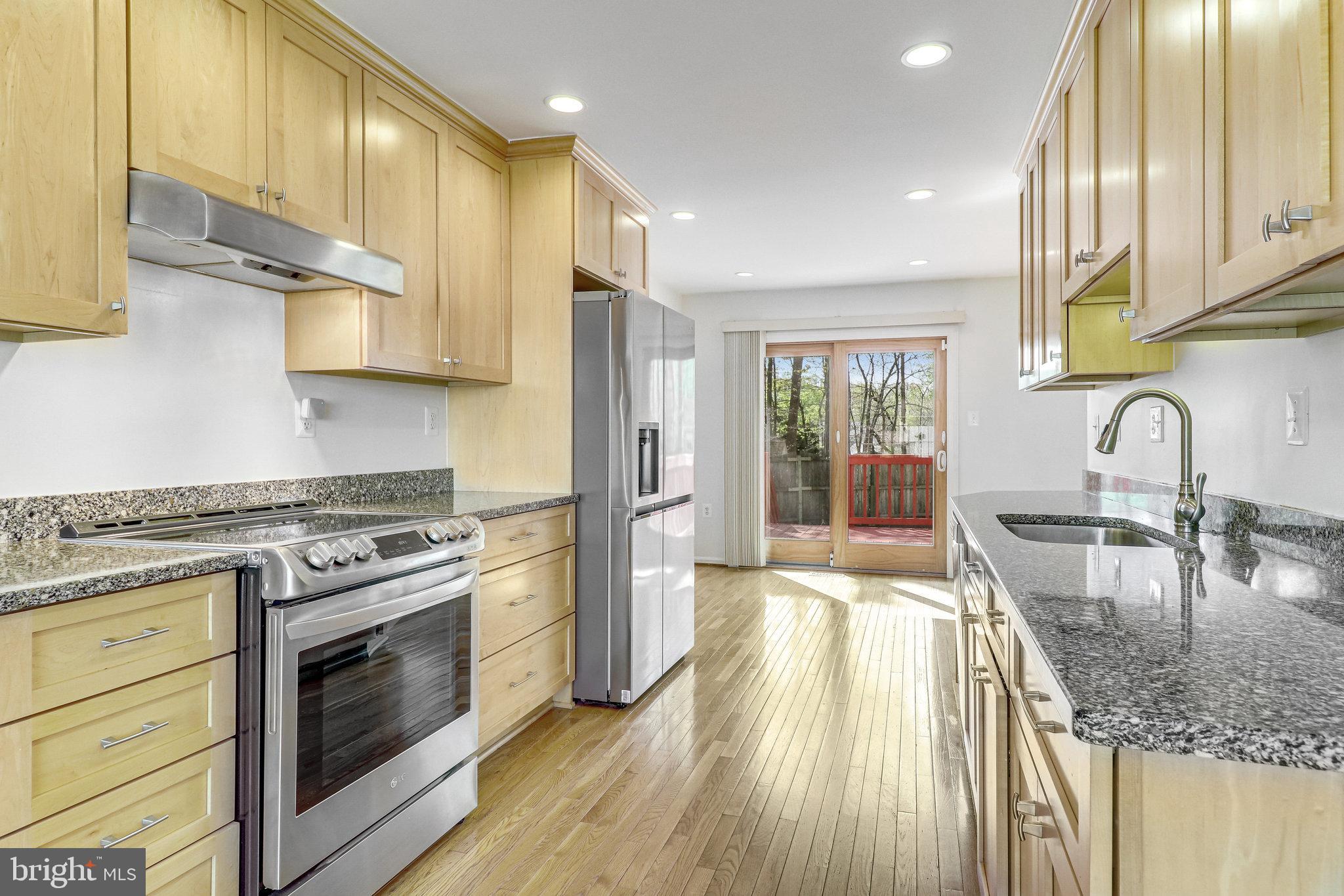 9088 Brook Ford Road Burke, VA 22015 - Photo 28 of 72 Gallery Image 28