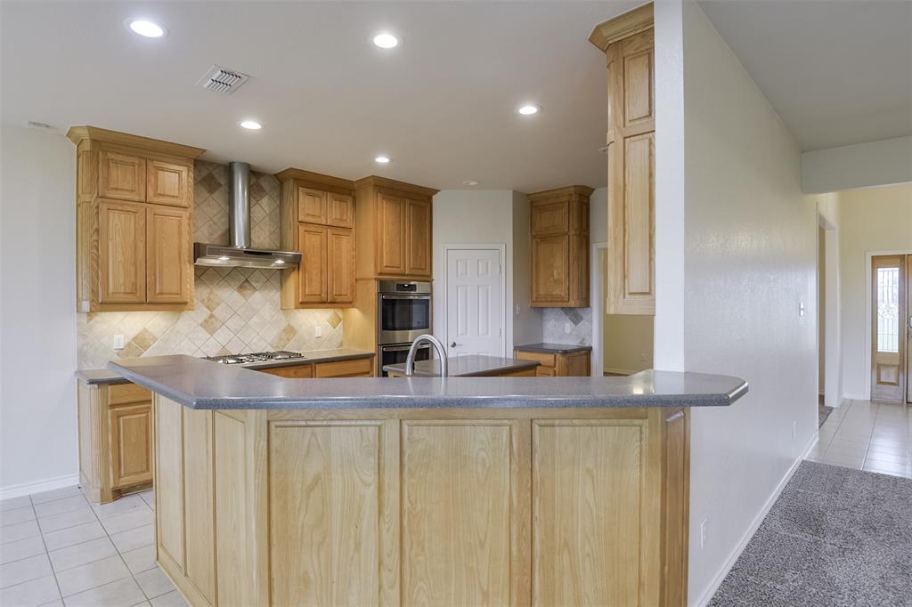 1066 W Road Waxahachie, TX 75165 - Photo 8 of 39