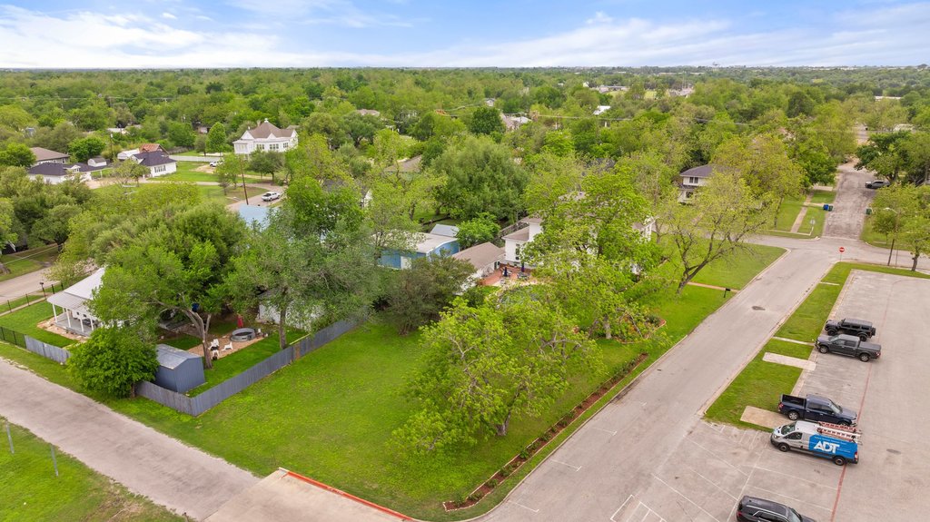 819 Hackberry Street Taylor, TX 76574 - Photo 39 of 40