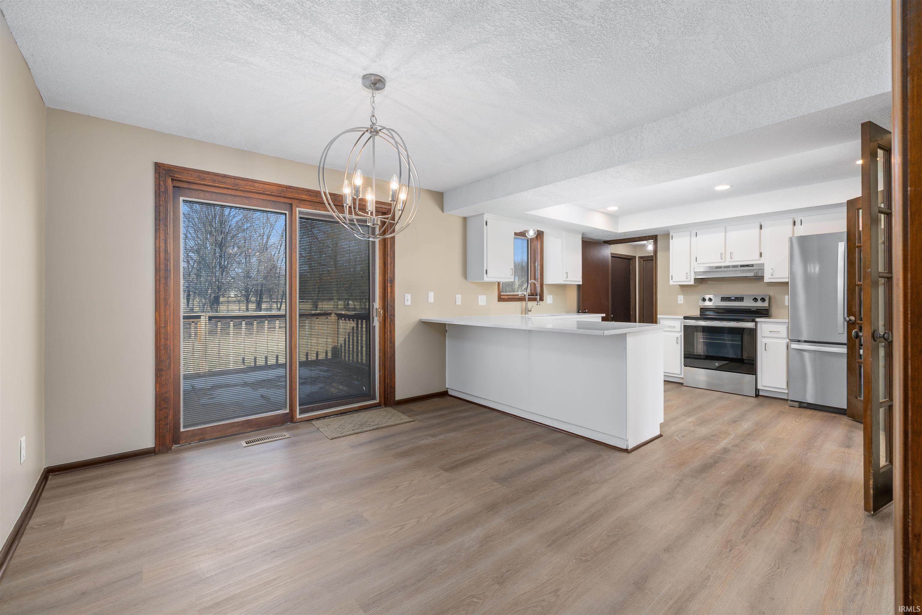 4920 West Cook Road Fort Wayne, IN 46818 - Photo 8 of 29 Gallery Image 8
