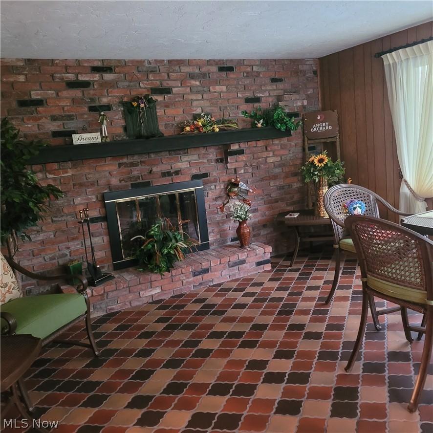 8151 Montello Road Independence, OH 44131 - Photo 20 of 30 All Season Room