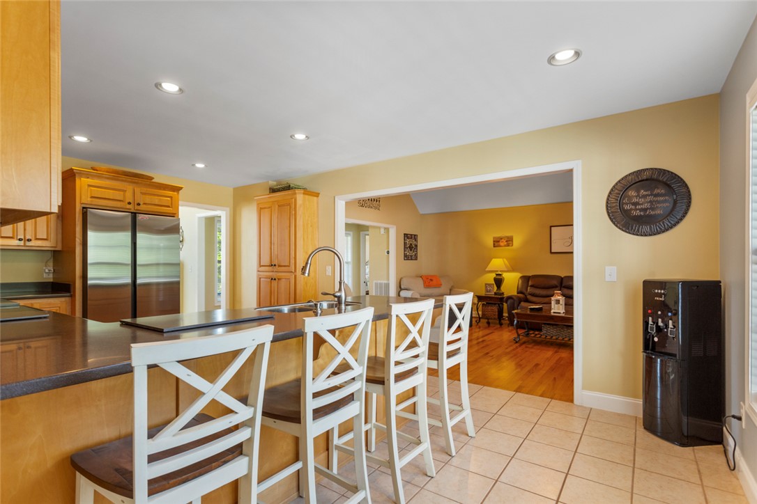 129 Ridgeland Drive Six Mile, SC 29682 - Photo 11 of 47