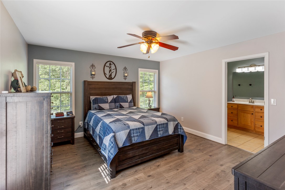 129 Ridgeland Drive Six Mile, SC 29682 - Photo 15 of 47