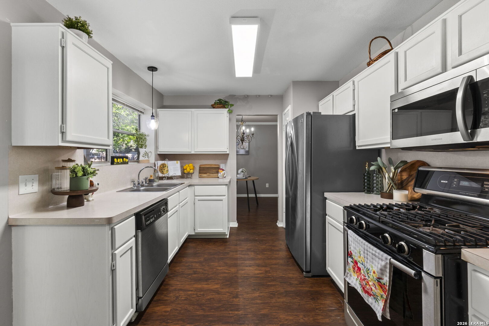 10431 Mustang Ridge Converse, TX 78109 - Photo 15 of 49 Gallery Image 15