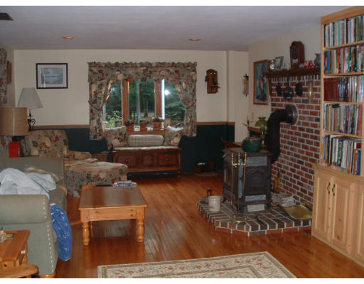 27 Baker Road Salisbury, MA 01952 - Photo 4 of 13