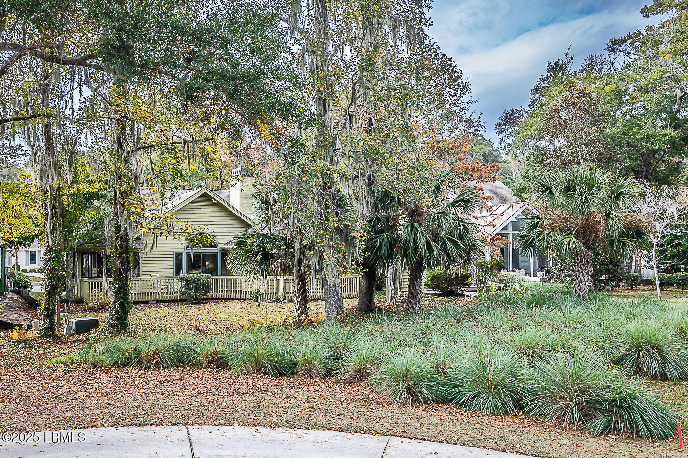 631 South Reeve Road St. Helena Island, SC 29920 - Photo 11 of 11 61 Rear