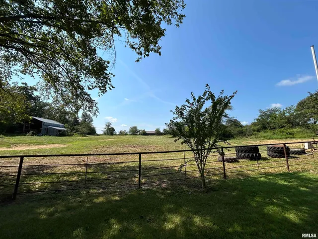 13536 Alleghany Road, Thompsonville, IL 62890