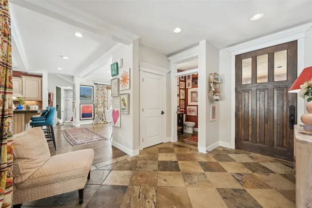 a bunch of flowers in front of flowers