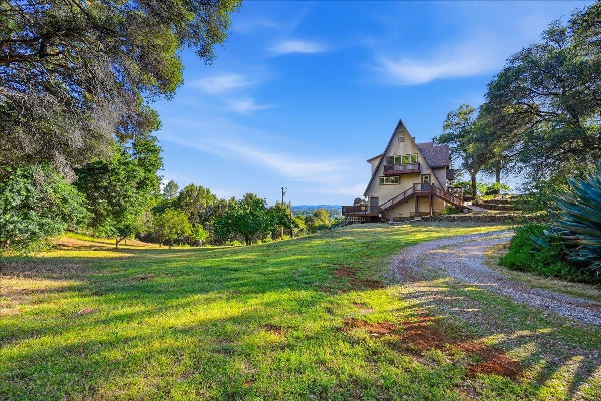 19235 Bumpy Road Grass Valley, CA 95949 - Photo 38 of 60