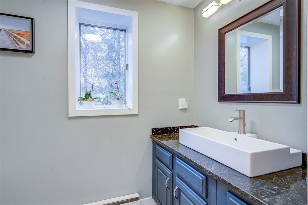 10 Sandy Lane Bourne, MA 02532 - Photo 22 of 40