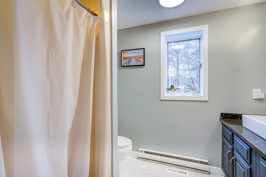 10 Sandy Lane Bourne, MA 02532 - Photo 23 of 40