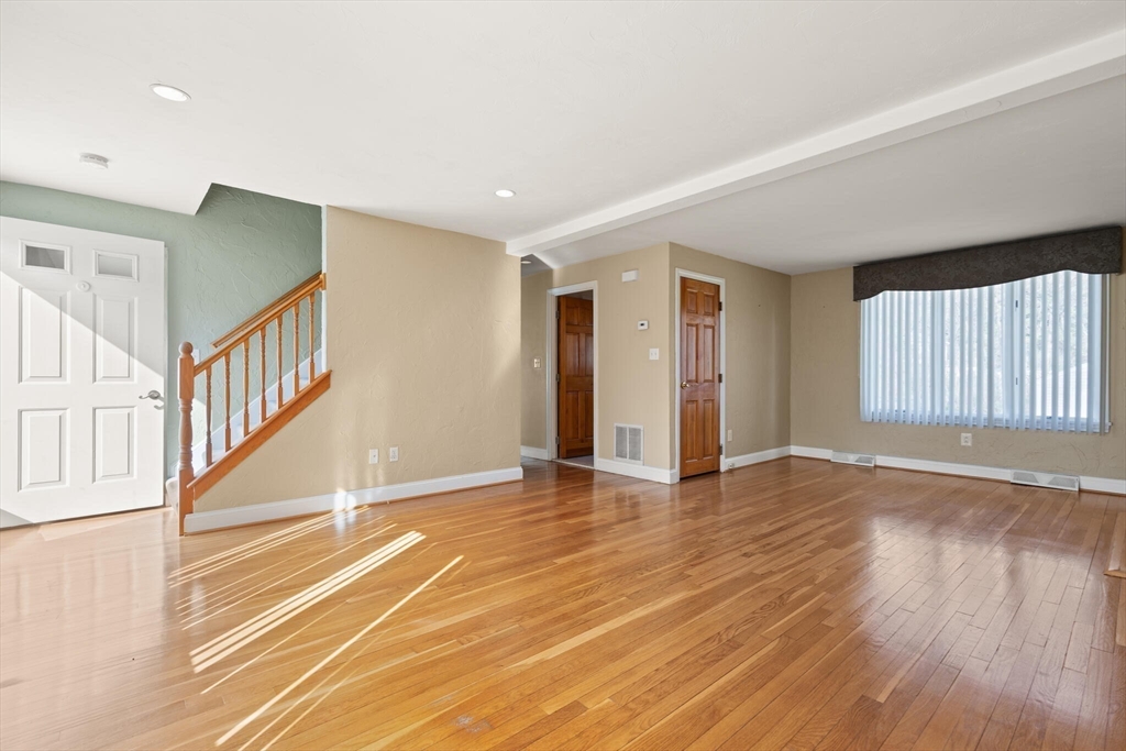 102 Chisholm Road Stoughton, MA 02072 - Photo 13 of 35