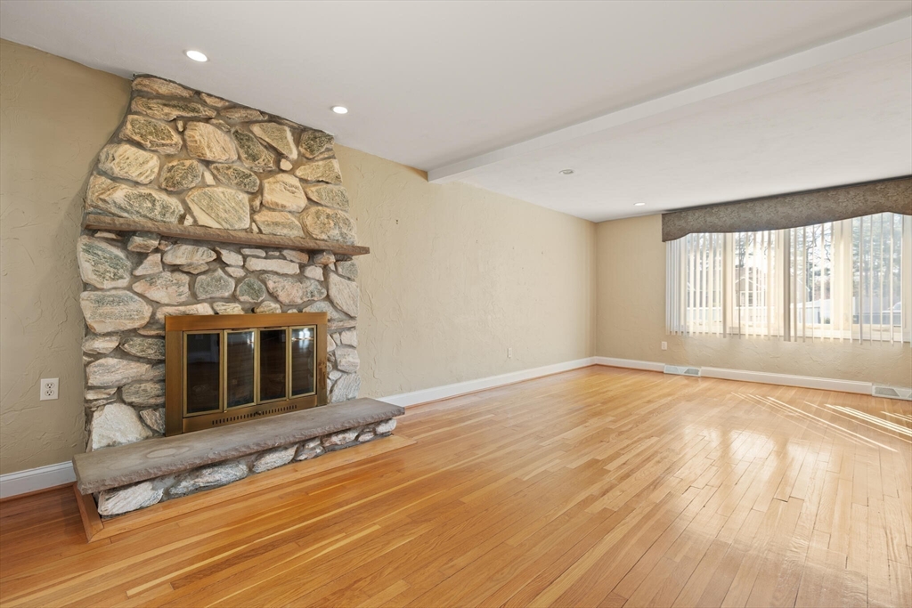 102 Chisholm Road Stoughton, MA 02072 - Photo 17 of 35