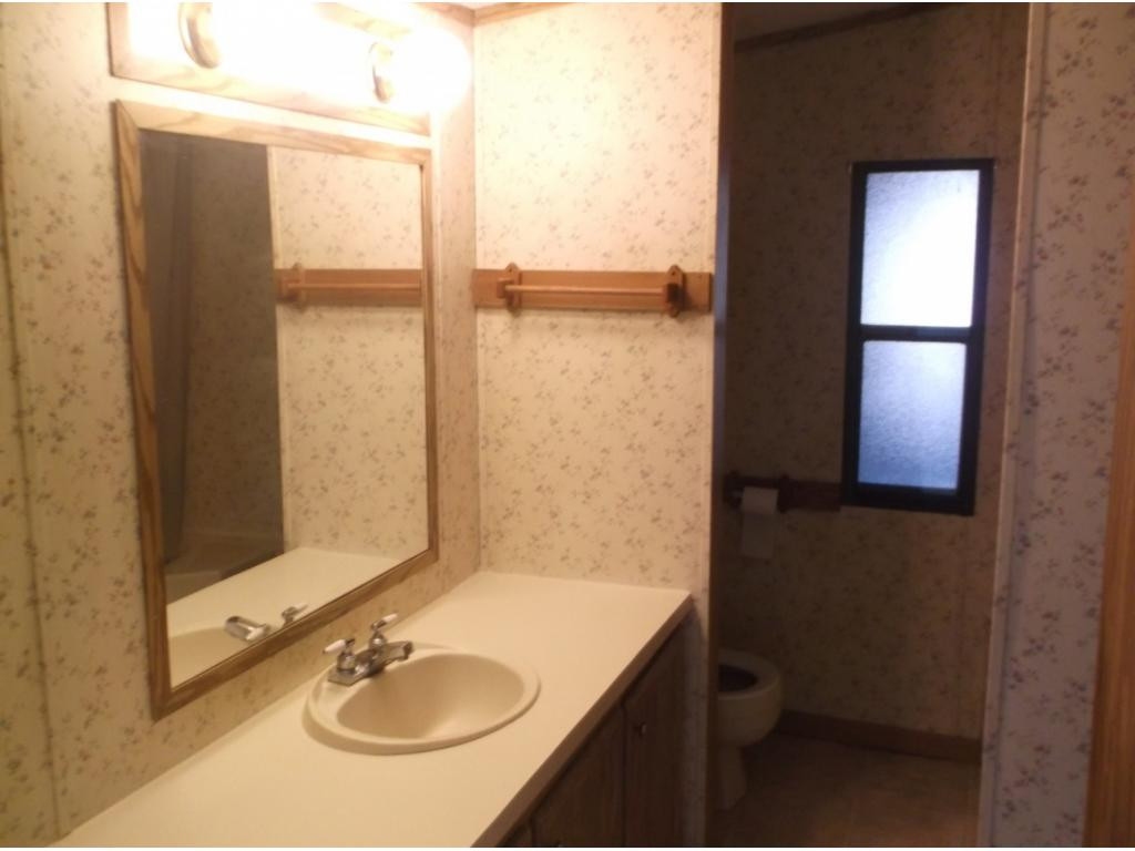 604 Woodlyn Road Johnson City, TN 37601 - Photo 14 of 35 Photo 14