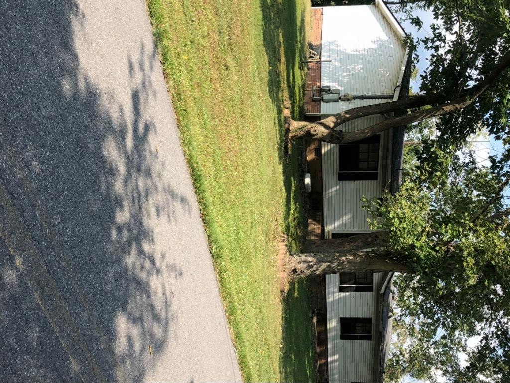 604 Woodlyn Road Johnson City, TN 37601 - Photo 2 of 35 Photo 2