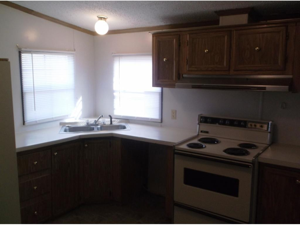 604 Woodlyn Road Johnson City, TN 37601 - Photo 10 of 35 Photo 10