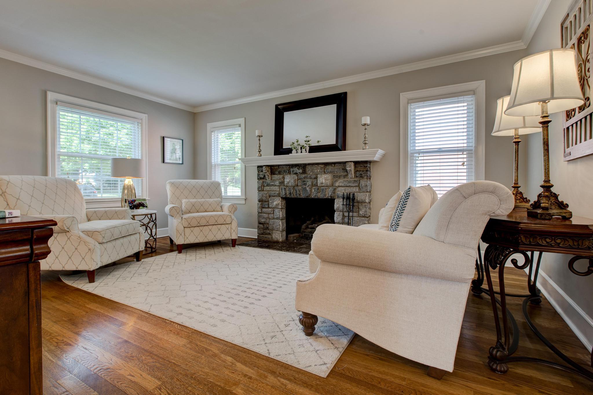 451 Hart Road Lexington, KY 40502 - Photo 5 of 44 7
