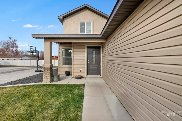$359,900 | 812 Jack Avenue, Jerome, ID 83338