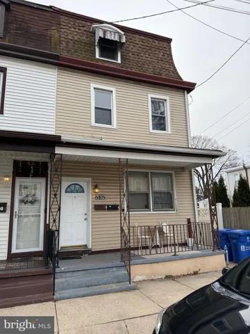 $1,950 | 232 232-upper W Union Street, Burlington, NJ 08016