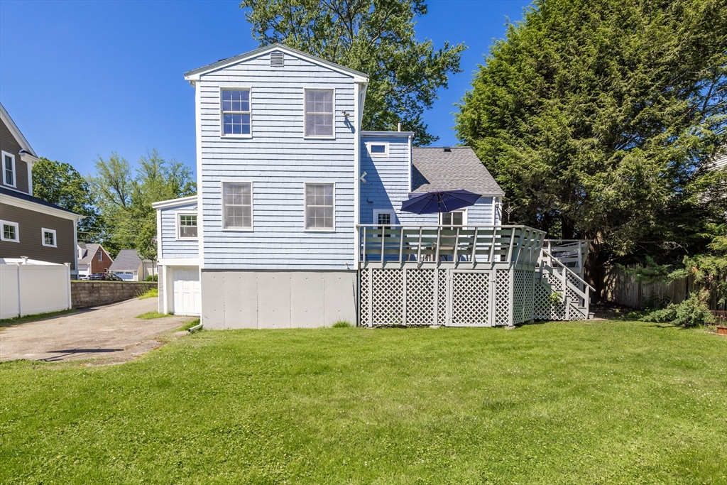 42 Hawthorn Avenue Needham, MA 02492 - Photo 24 of 26