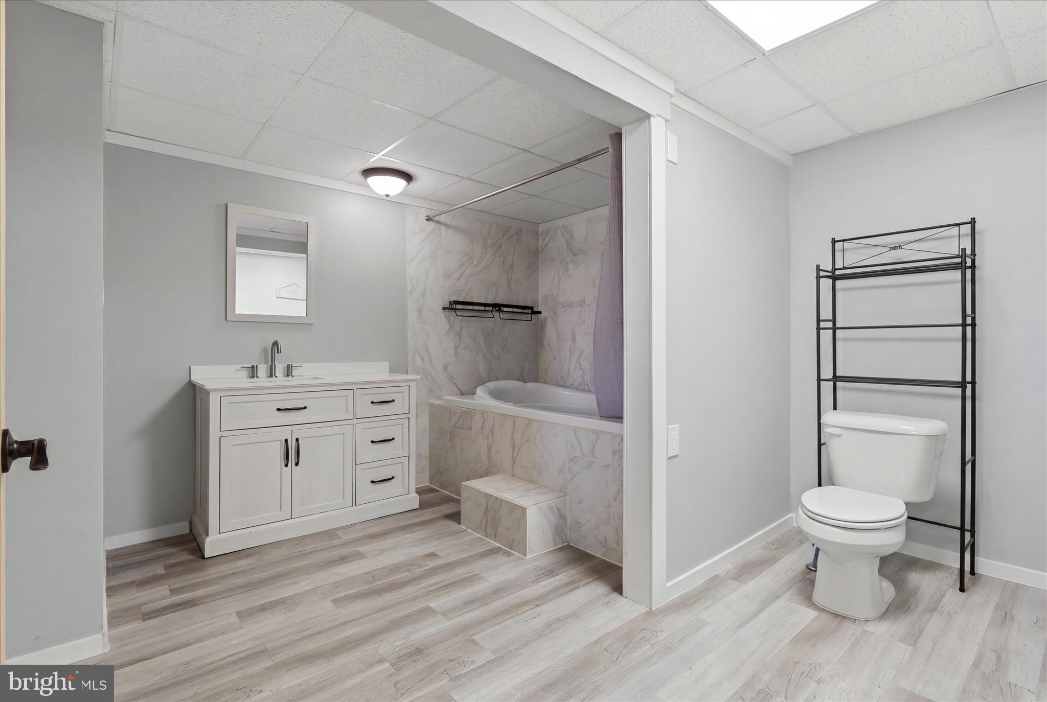 1756 Newcomer Road Chambersburg, PA 17202 - Photo 12 of 43 Main Bathroom