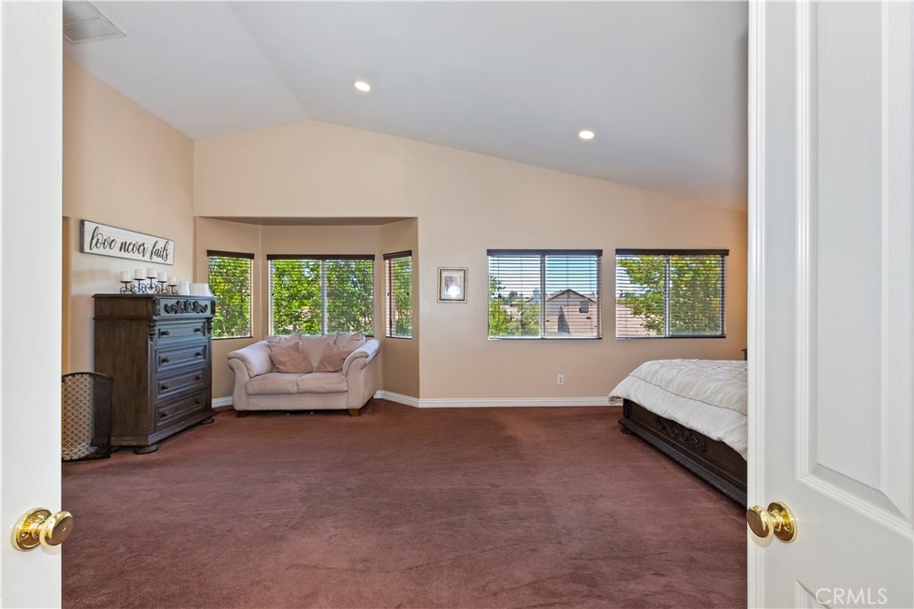 9609 Heartland Place Rancho Cucamonga, CA 91730 - Photo 26 of 48 Primary Suite is very large.