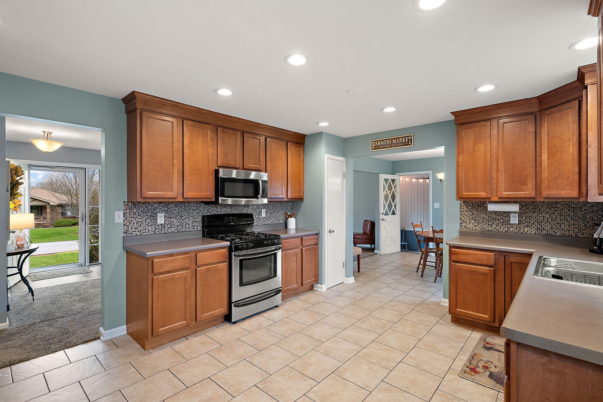 1300 Hayes Street Crown Point, IN 46307 - Photo 12 of 29 2048x1365