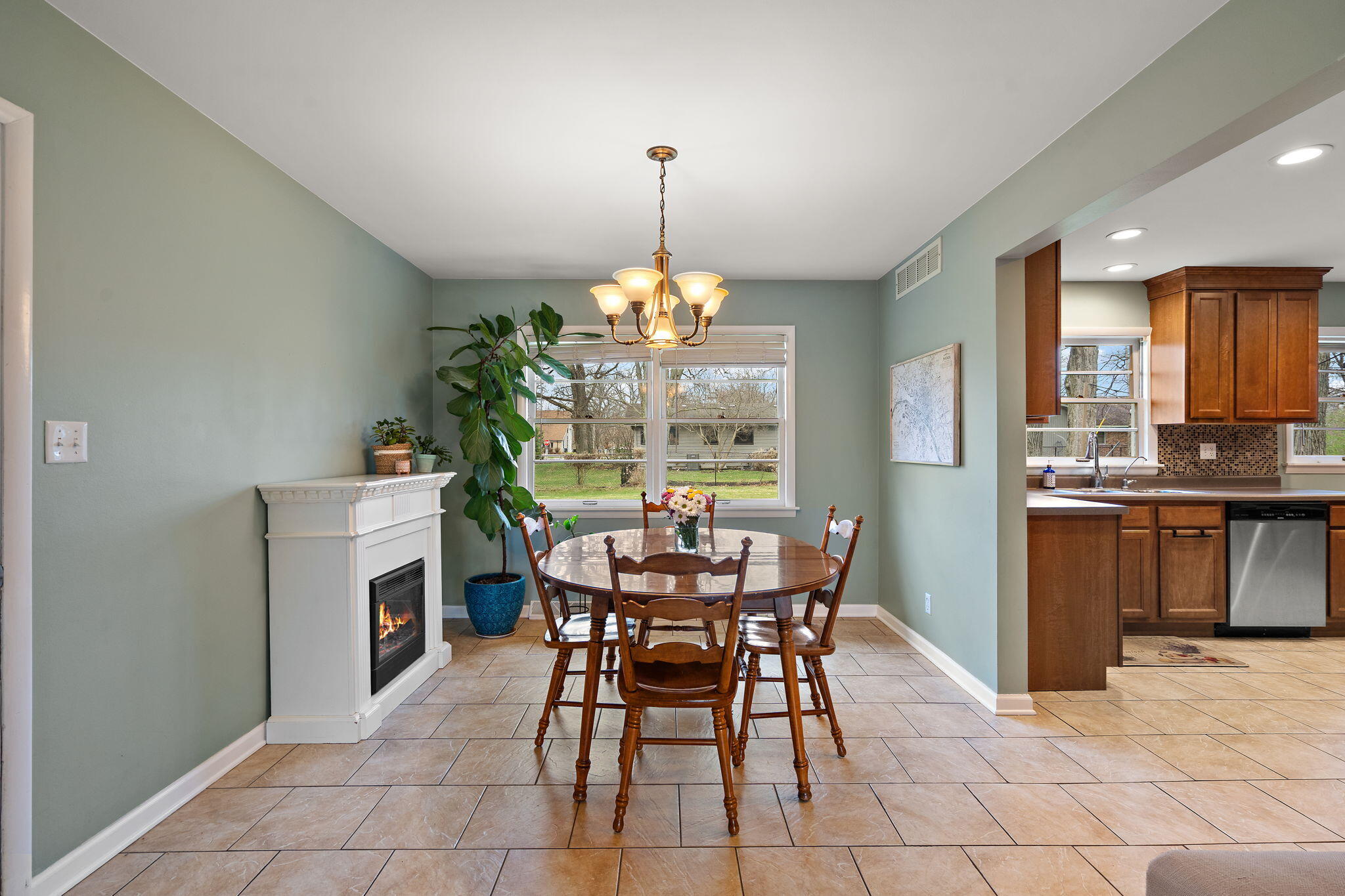 1300 Hayes Street Crown Point, IN 46307 - Photo 8 of 29 2048x1365