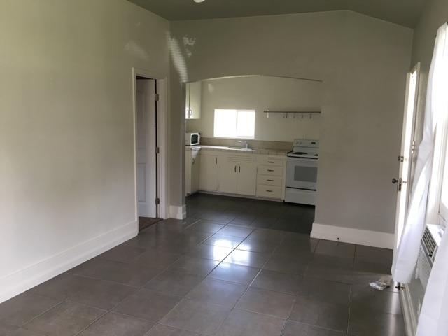 1259 L Street Reedley, CA 93654 - Photo 12 of 21