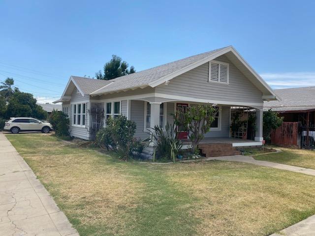 1259 L Street Reedley, CA 93654 - Photo 3 of 21