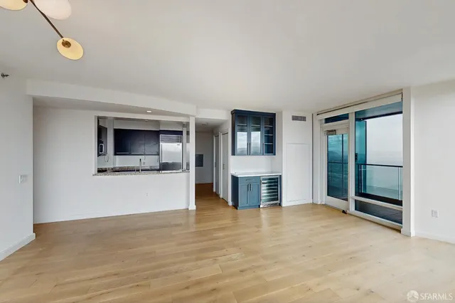 $7,190 | 425 1st Street, Unit 4003, San Francisco, CA 94105