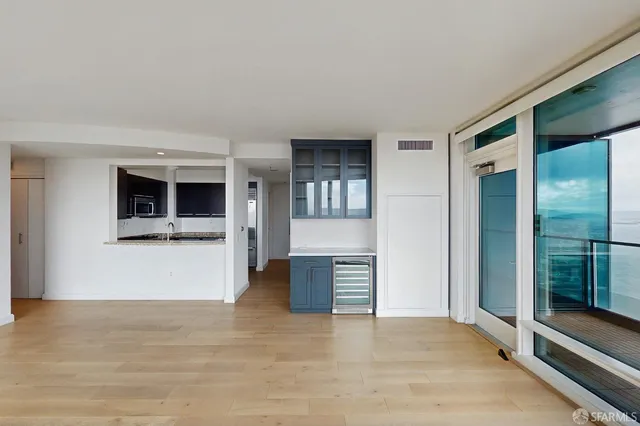 $7,190 | 425 1st Street, Unit 4003, San Francisco, CA 94105