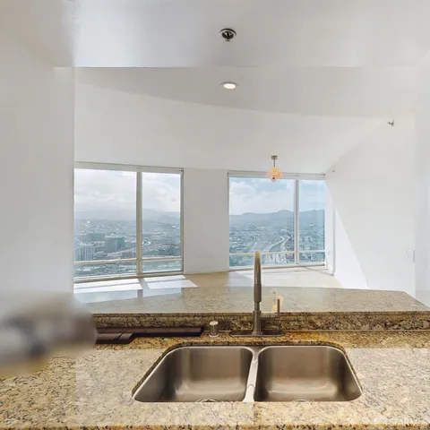 $7,190 | 425 1st Street, Unit 4003, San Francisco, CA 94105