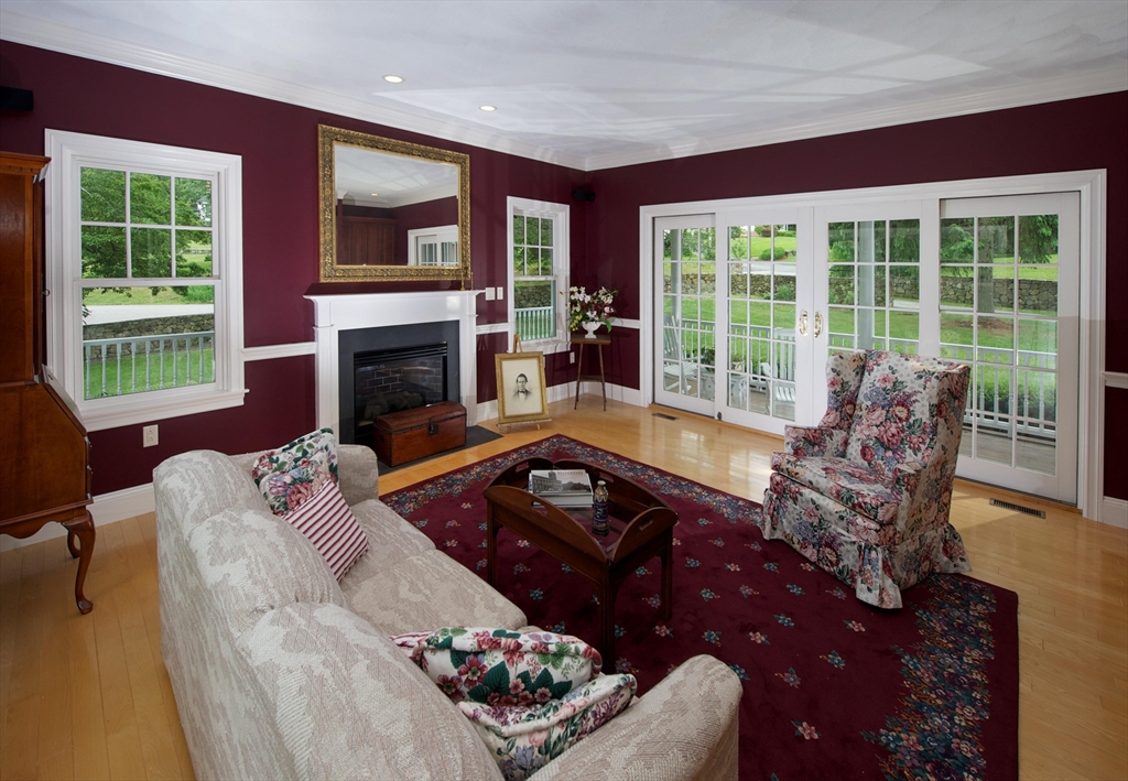 11 Marbleridge Road North Andover, MA 01845 - Photo 18 of 38 Gallery Image 18