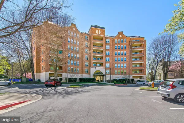 $260,000 | 7317 Eden Brook Drive, Columbia, MD 21046