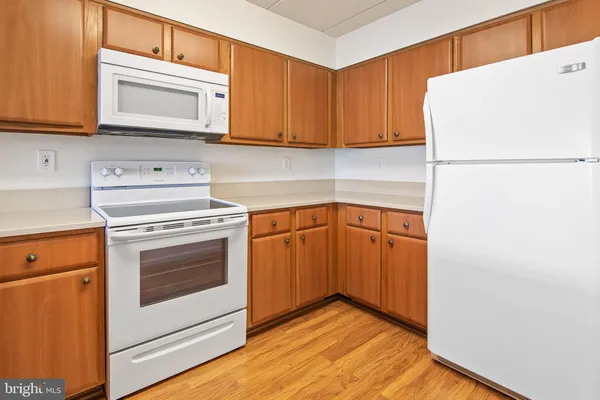 $260,000 | 7317 Eden Brook Drive, Unit 605, Columbia, MD 21046