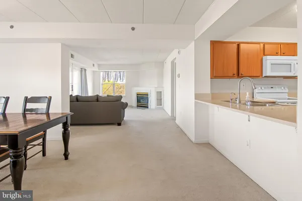 $260,000 | 7317 Eden Brook Drive, Unit 605, Columbia, MD 21046