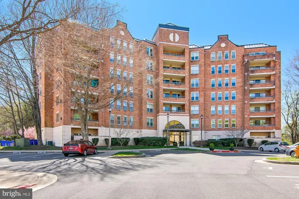 $260,000 | 7317 Eden Brook Drive, Unit 605, Columbia, MD 21046