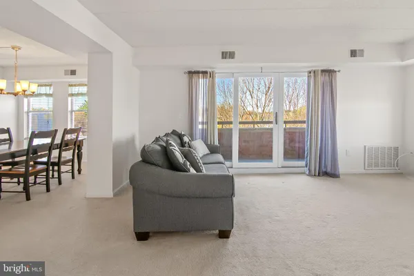 $260,000 | 7317 Eden Brook Drive, Unit 605, Columbia, MD 21046